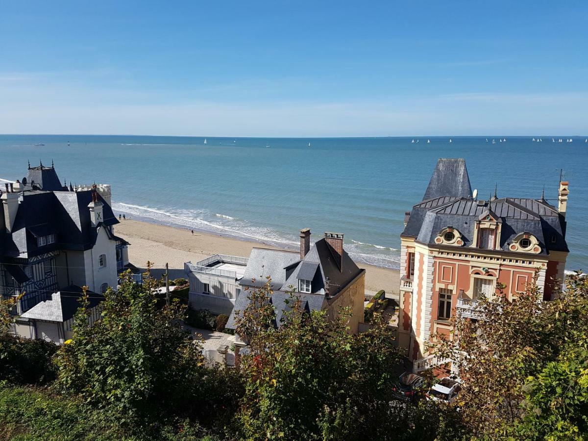 Duplex 50 M2 Au Pied Des Planches Apartment Trouville-sur-Mer Luaran gambar